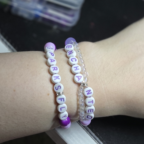 Taylor Swift Purple and White Beaded Bracelets - Picture 5 of 5